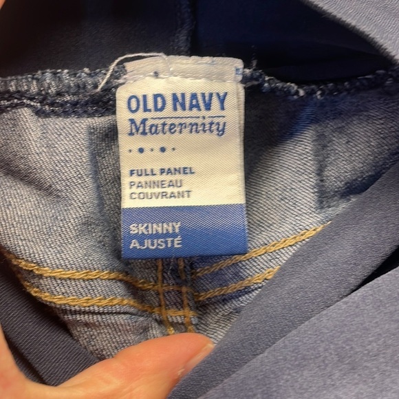 Skinny Jeans- Maternity- Size 4 - Picture 3 of 10